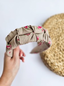 Opaska marszczona wzór  BEŻ kwiaty