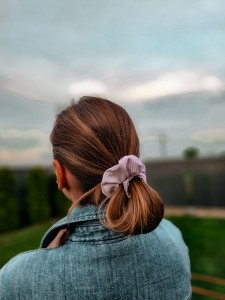 Gumka scrunchies  RÓŻ paski