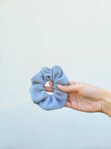 Gumka scrunchies  LIGHT BLUE
